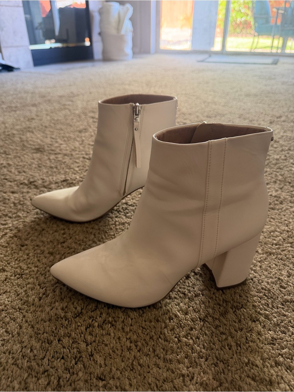 Circus NY Sam Edelman White Booties